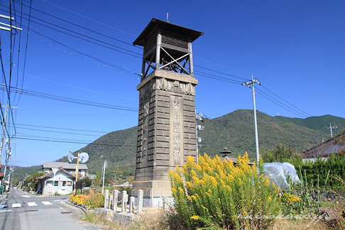 東広島市志和堀地区の時報塔１