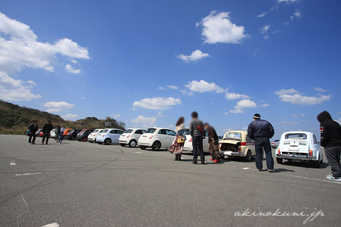 フィアット500オフ会 角島ツーリング 参加車 後ろから