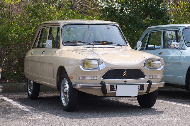 並んだシトロエン旧車たち