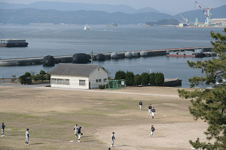 海上自衛隊　呉地方総監部正門