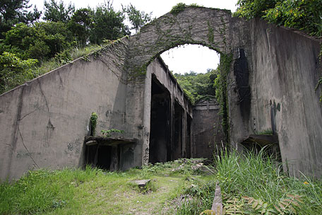 大久野島毒ガス工場 毒ガス貯蔵庫跡2