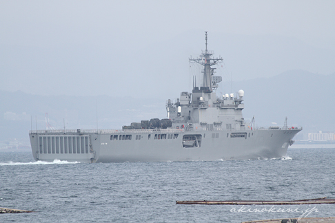 宮古島へ向かう「おおすみ」１