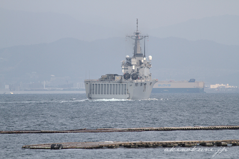 宮古島へ向かう「おおすみ」３