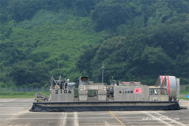 エアクッション艇6号 LCAC-2106 アップで