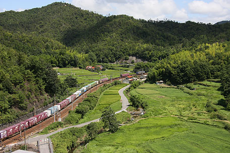 山陽線 瀬野八（セノハチ） 上り貨物列車 先頭から