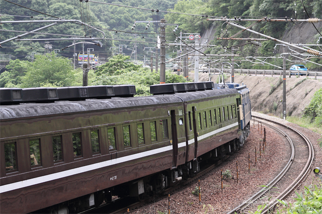 「三原・西条・広島駅間開通120周年」記念イベント 臨時団体列車 通り過ぎました