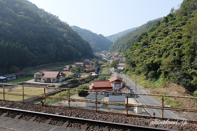 三江線宇都井駅 ホームからの眺め