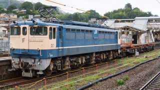 EF65-1120 チキ牽引 休憩中