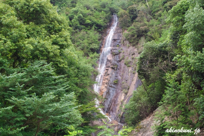 妹背の滝 雌滝