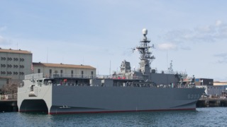 音響測定艦"あき"（AOS-5203）