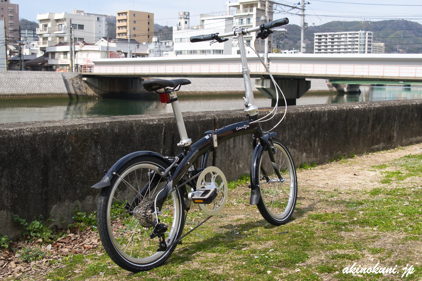 折りたたみ自転車購入記 2/3：タイヤサイズで悩む | 安芸の国から