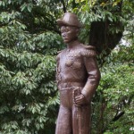 加藤友三郎銅像 入船山記念館