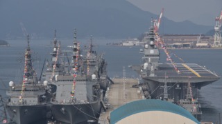 呉基地の満艦飾 2024年建国記念の日