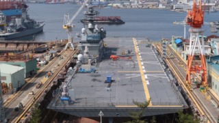 JMU呉 第4ドックに入渠した護衛艦かが 2025年3月7日